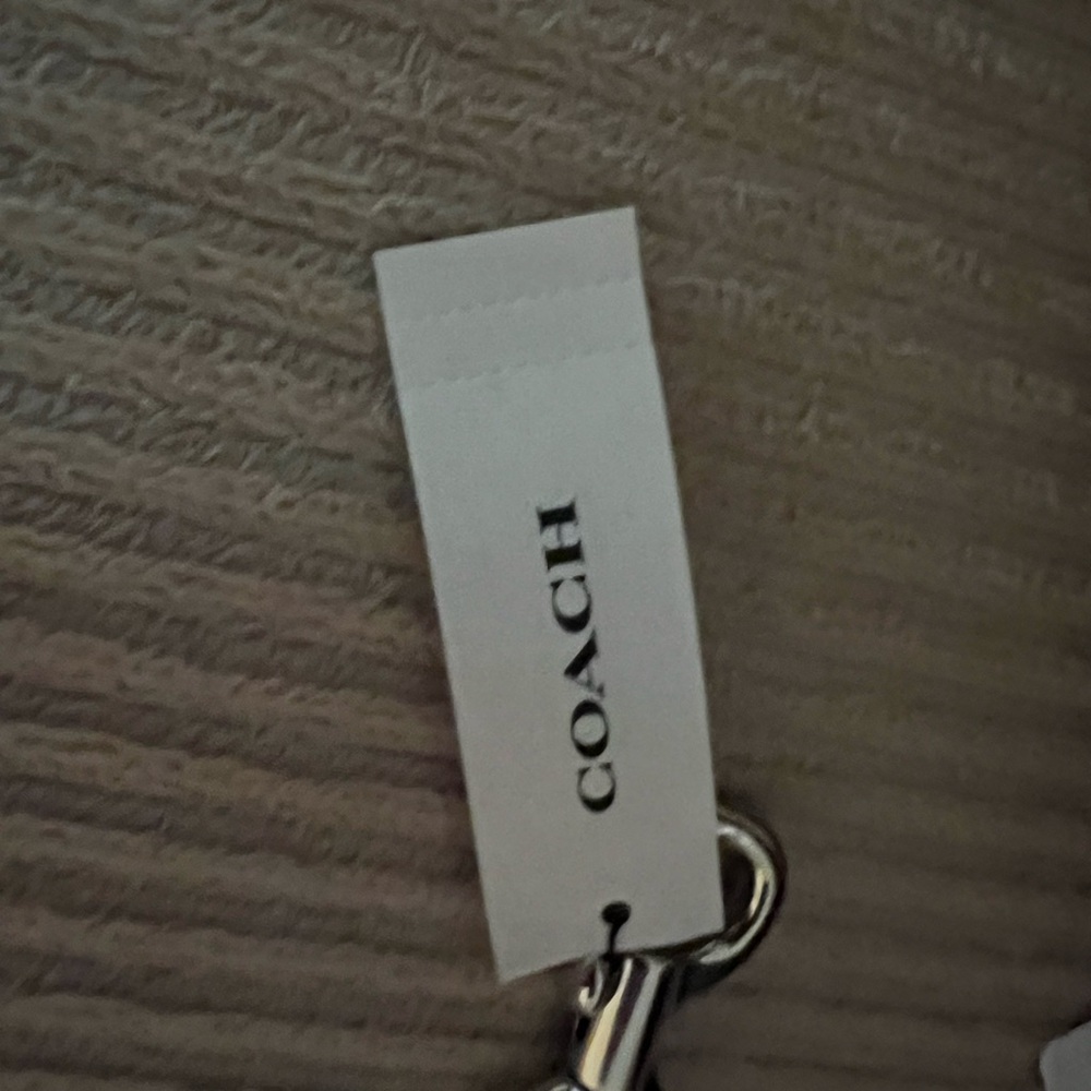 Coach Strap With Cherry Print nwt - Picture 5 of 6